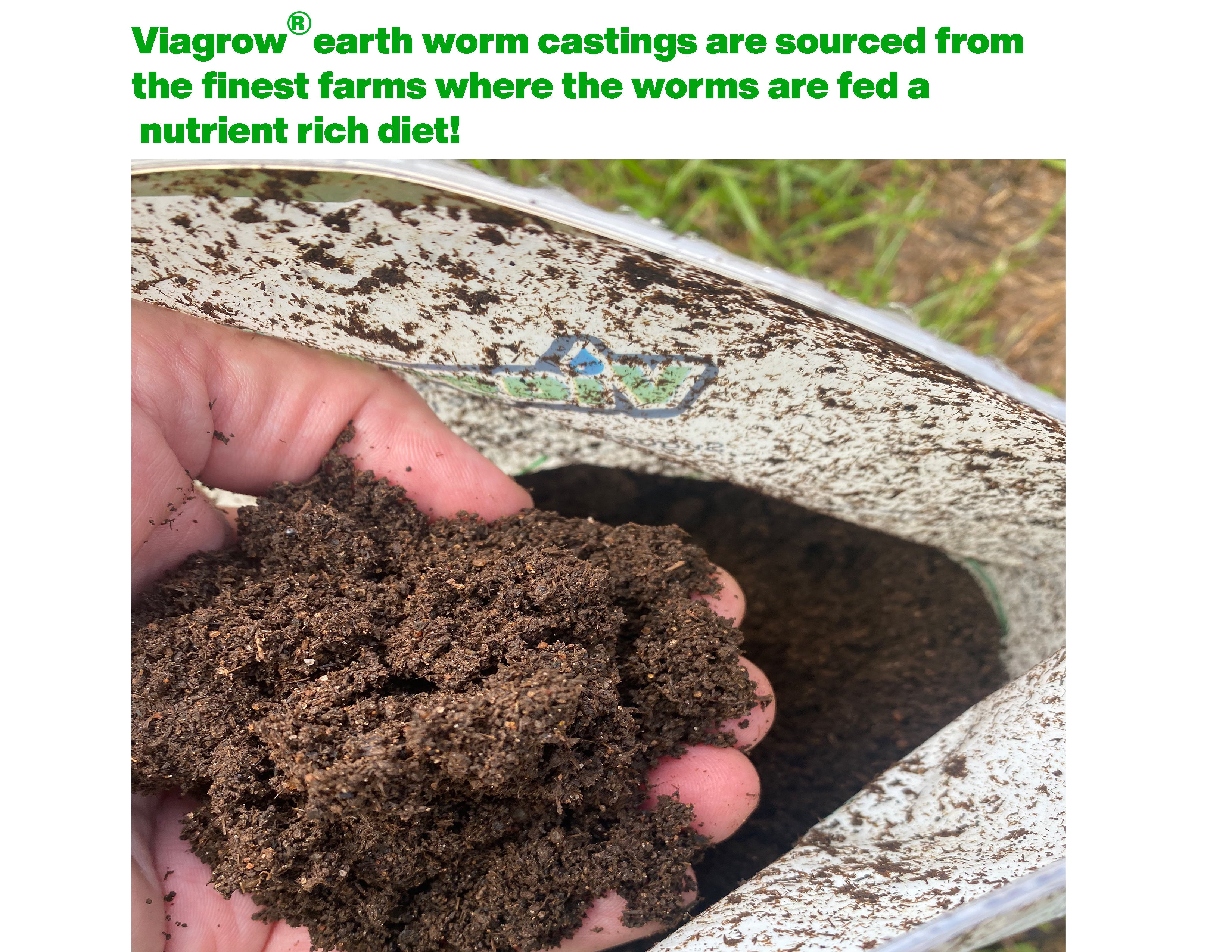 The Harvest Company 5KG (11LB) Coconut Coir Block OMRI Organic & 1LB Earth Worm Castings